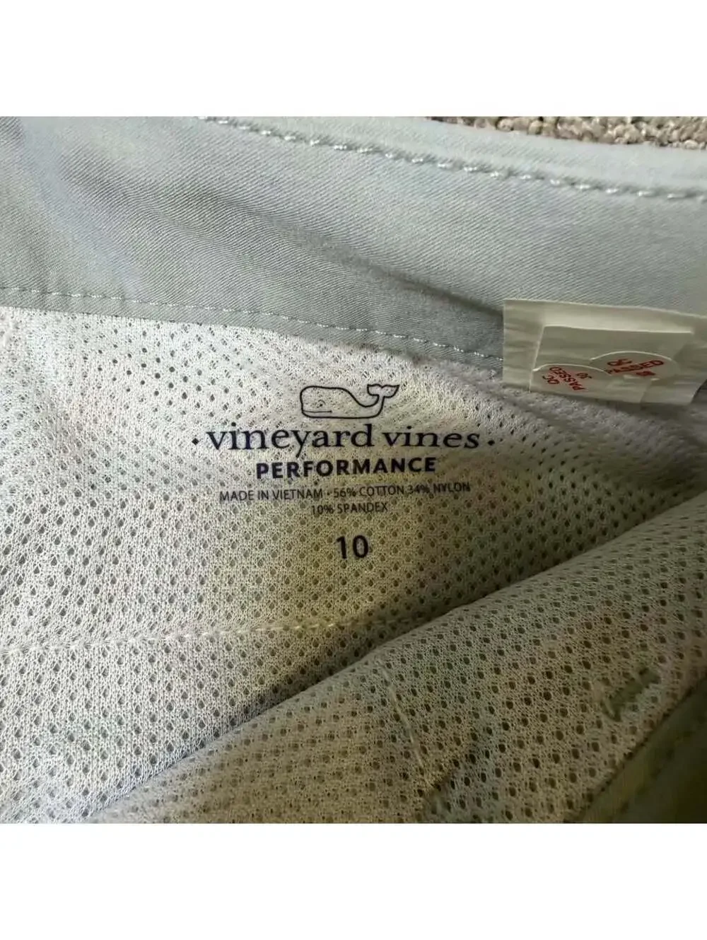 Vineyard Vines Boy’s Gray Performance Shorts Size 10